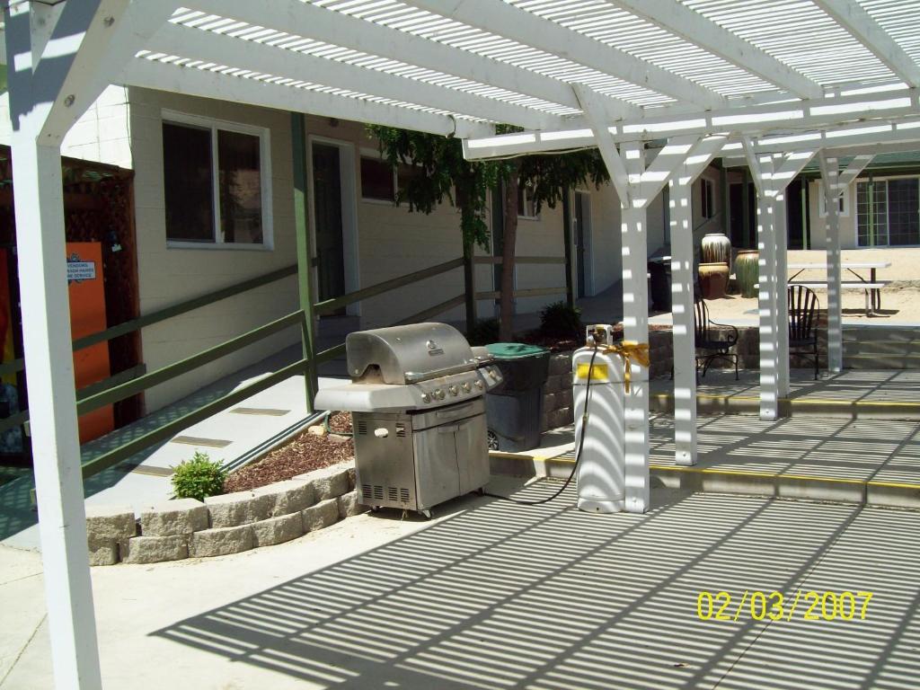 Lakeshore Lodge Wofford Heights Exterior photo