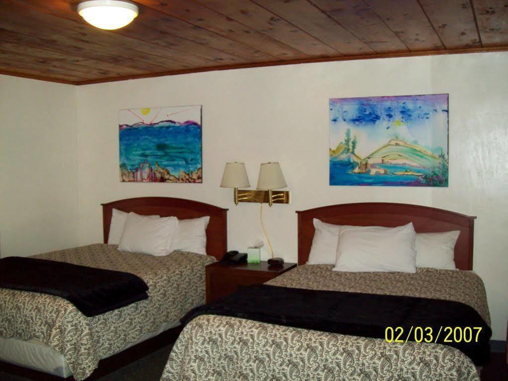 Lakeshore Lodge Wofford Heights Exterior photo